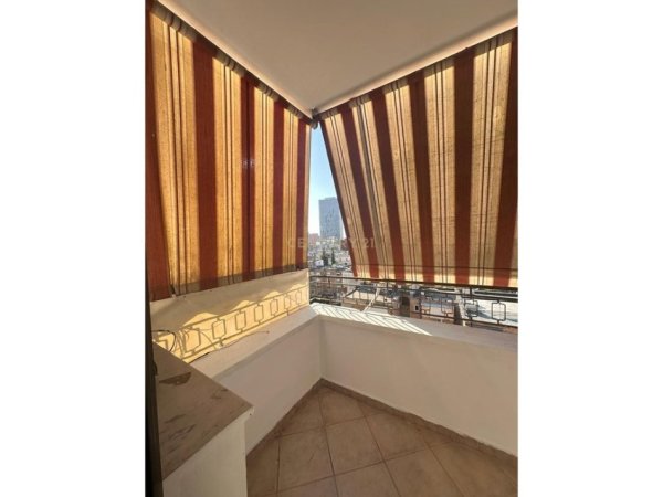 Tirane, jepet me qera apartament 1+1 Kati 7, 71 m² 450 € (Qyteti Studenti)