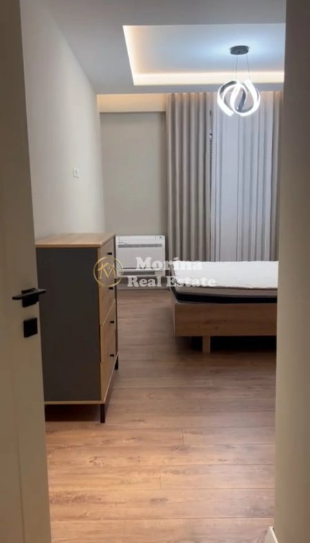 Tirane, jepet me qera apartament 2+1 Kati 5, 105 m² 700 € (21 Dhjetori)