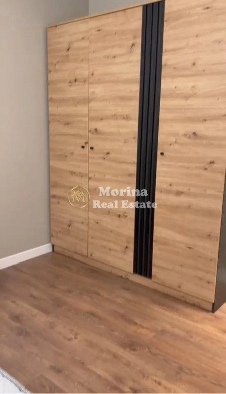 Tirane, jepet me qera apartament 2+1 Kati 5, 105 m² 700 € (21 Dhjetori)