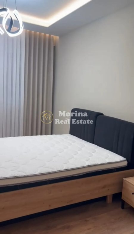 Tirane, jepet me qera apartament 2+1 Kati 5, 105 m² 700 € (21 Dhjetori)