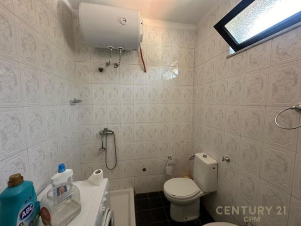 Tirane, shitet Vile 3+1 Kati 2, 240 m² 340.000 € (Hipoteka, Jordan Misja)