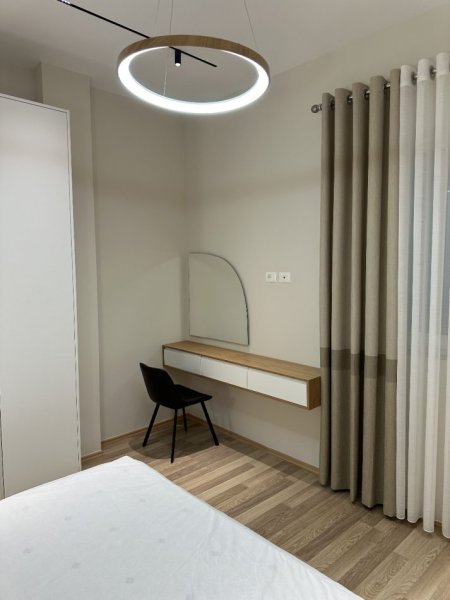 Tirane, jepet me qera apartament 2+1 Kati 6, 80 m² 600 € 