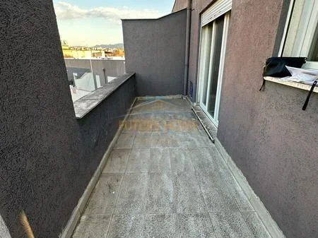 Tirane, shes apartament+verande | Penthouse 2+1+Ballkon Kati 9, 295 m² 325.000 € (Bulevardi Zhan D'Ark)