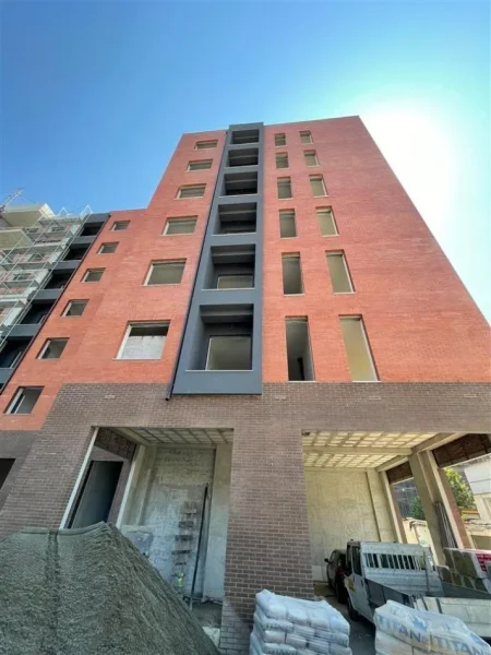 Tirane, shitet apartament 2+1+Ballkon Kati 6, 97 m² 116.220 € (Paskuqan)