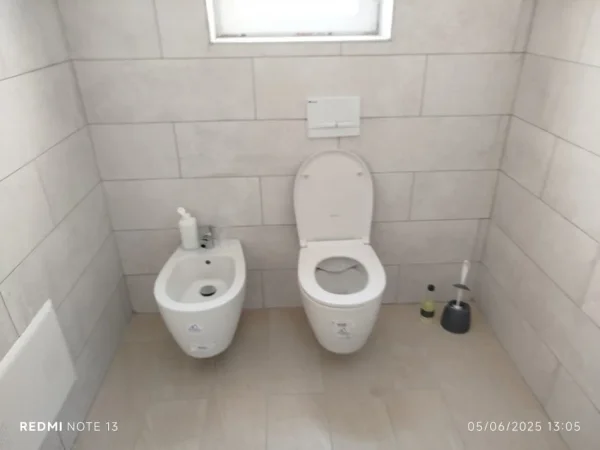 Tirane, jepet me qera apartament 2+1 Kati 6, 470 €