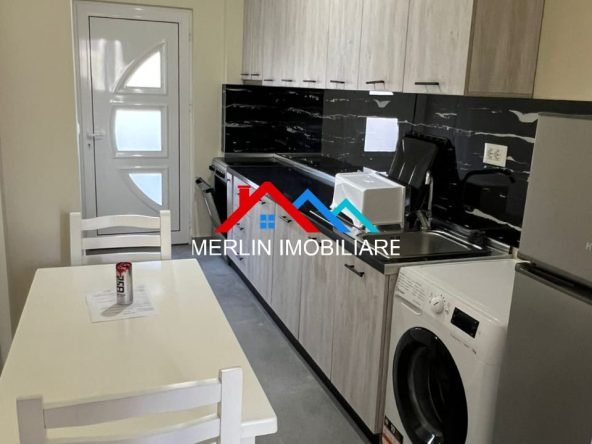Tirane, jepet me qera apartament 1+1+Ballkon Kati 1, 62 m² 400 € (SHKOLLA E BASHKUAR)