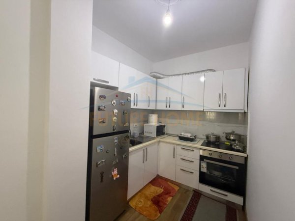 Tirane, shitet apartament 2+1+Ballkon Kati 7, 105 m² 135.000 € (Fresk)