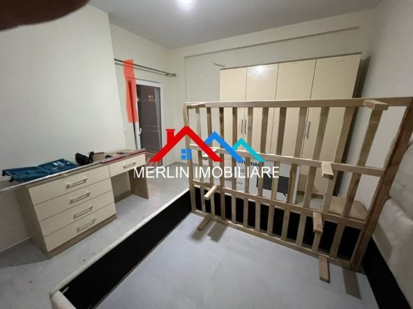 Tirane, jepet me qera apartament 1+1+Ballkon Kati 2, 62 m² 400 € (SHKOLLA E BASHKUAR)