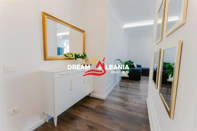 Tirane, jepet me qera 1+1 Kati 9, 75 m² 550 € (Astir)