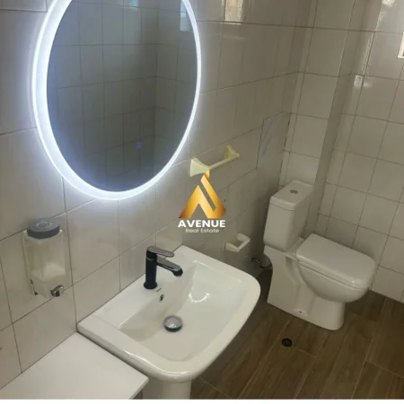 Tirane, jepet me qera apartament Kati 2, 119 m² 1.500 € (BULEVARDI ZOGU I)