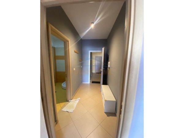Shqiperi, jepet me qera apartament 2+1 Kati 3, 108 m² 400 € (ISH RAJONI I POLICISE, DURRES)