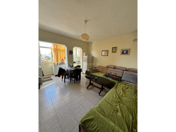 Tirane, shitet apartament 2+1 Kati 6, 67 m² 150.000 € (Rr.Fortuzi/Qender)