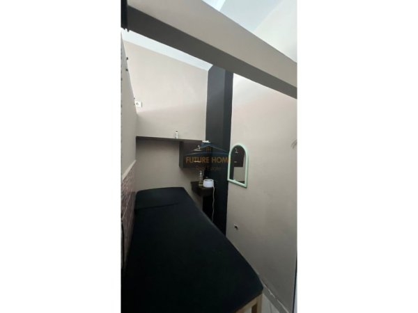 Tirane, jepet me qera ambjent biznesi Kati 0, 16 m² 350 € 