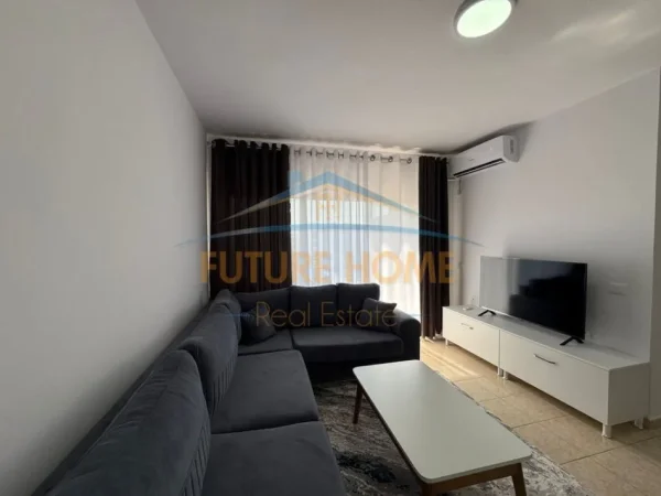 Tirane, jepet me qera apartament 2+1 Kati 4, 83 m² 650 € (Ish Fusha e Aviacionit)