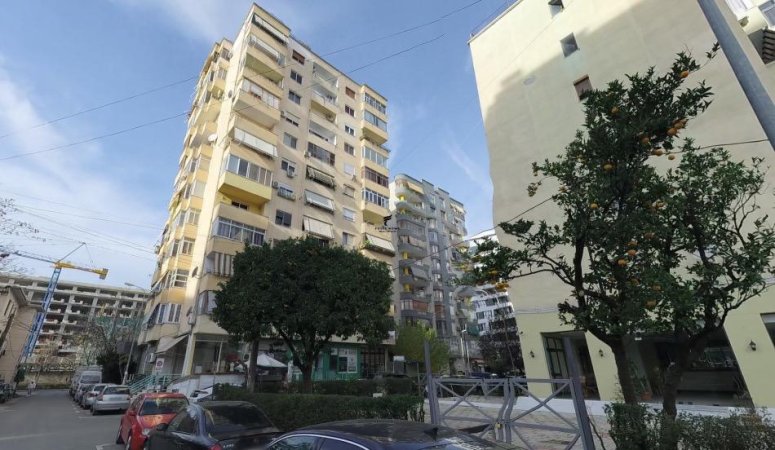 Tirane, shitet apartament 1+1 Kati 3, 74 m² 167.000 € (PRANE SQUARE 21)