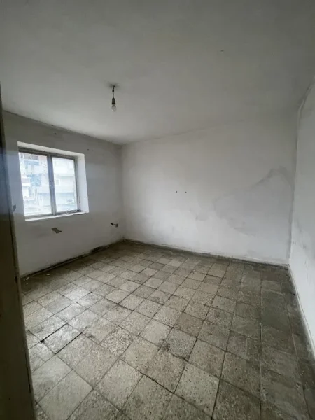 Tirane, shitet apartament 1+1+Ballkon Kati 3, 53 m² 47.000 € 