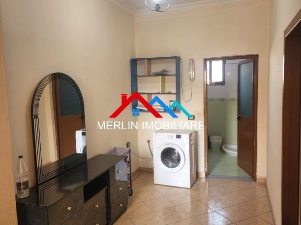 Tirane, shitet apartament 1+1+Ballkon Kati 3, 77 m² 125.000 € RRUGA ALBANOPOLI,AFER UNAZES MADHE