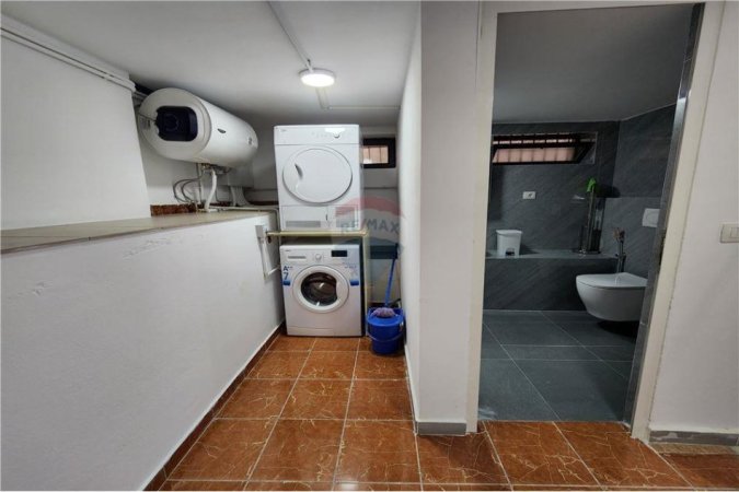 jepet me qera 1+1 , 65 m² 380 €