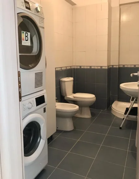 Radhime - Orikum, jepet me qera apartament 1+1+Ballkon Kati 2, 70 m² 300 € 