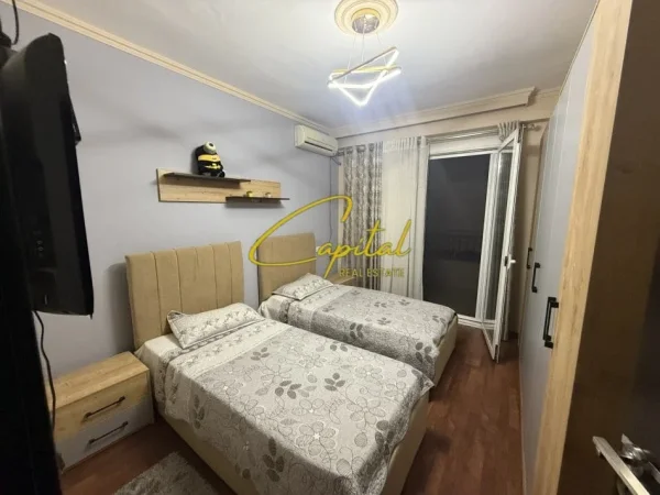 Tirane, jepet me qera apartament 2+1 Kati 6, 100 m² 600 € (ASTIR)