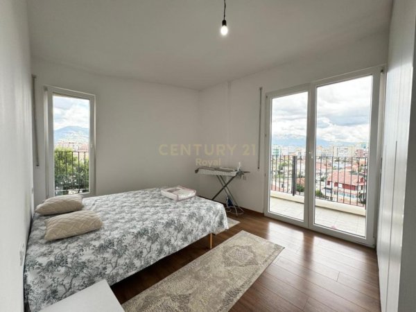 Tirane, jepet me qera apartament 2+1 Kati 8, 83 m² 650 € (Rr. Albanopoli)