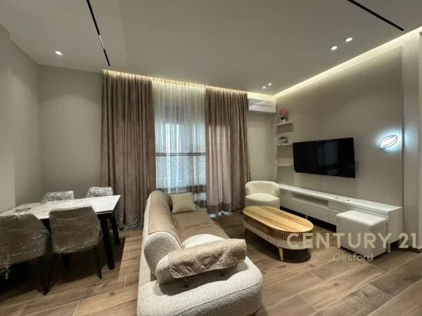 Tirane, jepet me qera apartament 2+1+Ballkon Kati 7, 134 m² 1.500 € (Delijorgji)