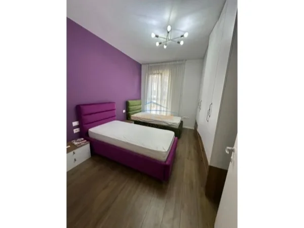 Tirane, jepet me qera apartament 2+1 Kati 3, 110 m² 800 € (Don Bosko)