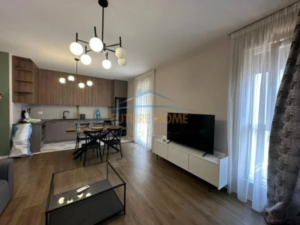 Tirane, jepet me qera apartament 2+1 Kati 3, 110 m² 800 € (Don Bosko)