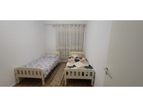 Tirane, jepet me qera apartament 2+1+Aneks+Ballkon Kati 3, 85 m² 550 € (Kompleksi Kaimi)