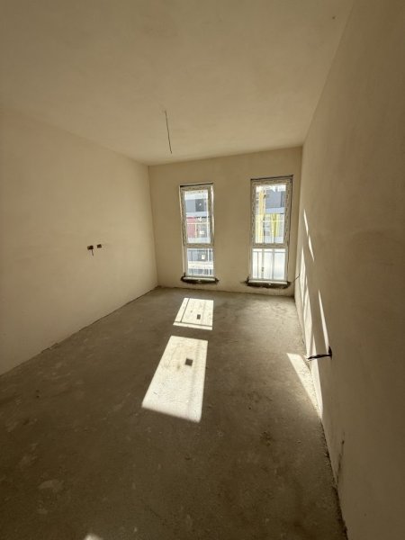 Tirane, shitet apartament 2+1+Ballkon Kati 7, 93 m² 93.000 € (Univers City Faze Perfundimi)