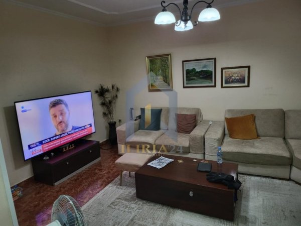 Tirane, shes apartament 3+1 Kati 1, 98 m² 200.000 € 