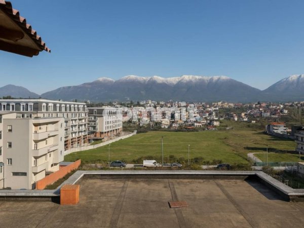 Tirane, jepet me qera apartament 2+1 Kati 1, 100 m² 600 € (sauk prane Tegut)