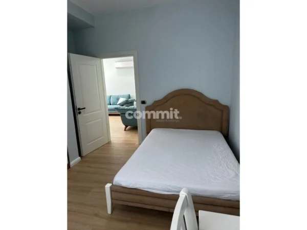 Tirane, jepet me qera apartament 2+1 Kati 1, 100 m² 600 € (sauk prane Tegut)