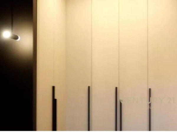 Tirane, jepet me qera apartament 1+1 Kati 6, 77 m² 1.000 € (Kompleksi Deliorgji)