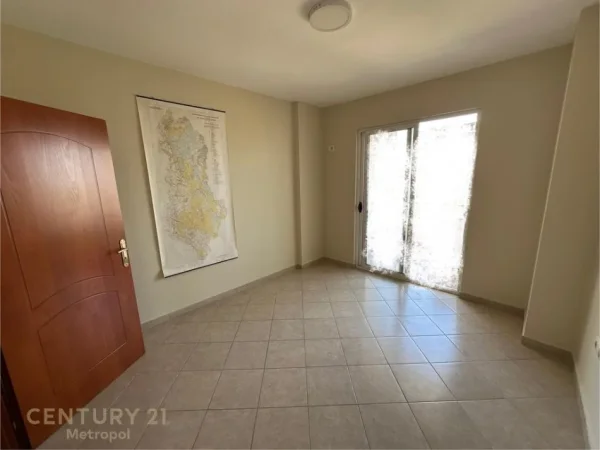 Tirane, shitet apartament 2+1 Kati 4, 108 m² 135.215 € (RRuga Sokrat Miho)