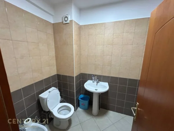 Tirane, shitet apartament 2+1 Kati 4, 108 m² 135.215 € (RRuga Sokrat Miho)