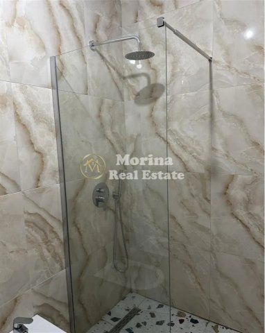Tirane, jepet me qera apartament 1+1 Kati 7, 60 m² 400 € (Ali Demi)