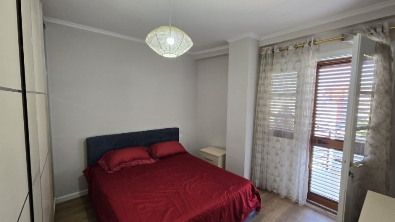 Tirane, shes apartament 1+1+Ballkon Kati 1, 76 m² 140.000 € (Kodra e Diellit)