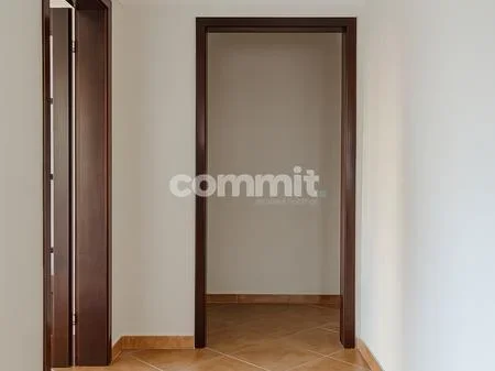 Tirane, jepet me qera apartament 2+1+Ballkon Kati 4,