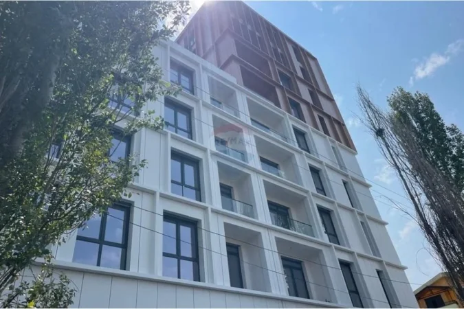 Tirane, shitet ambjent biznesi Kati 0, 68 m² 238.000 € 