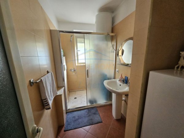Tirane, shitet apartament 2+1 Kati 3, 124 m² 219.000 € 