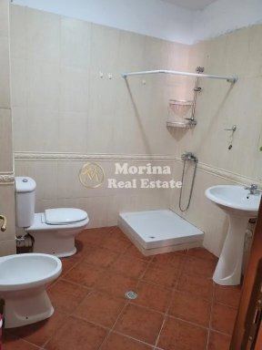 Tirane, jepet me qera apartament 1+1 Kati 6, 76 m² 550 € (Kompleksi Usluga)