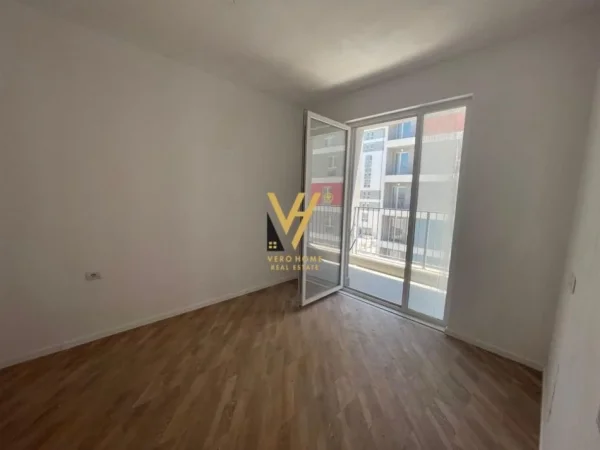 Tirane, shitet apartament 1+1+Ballkon Kati 3, 63 m² 78.000 € (KAMEZ, UNIVERS CITY)