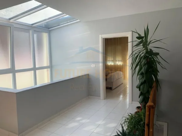 Tirane, shitet Vile 3 Katshe , 214 m² 322.500 € (RRUGA SIRI KODRA)