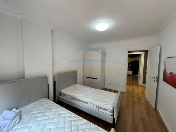 Shqiperi, shitet apartament 2+1 Kati 3, 110 m² 250.000 € 