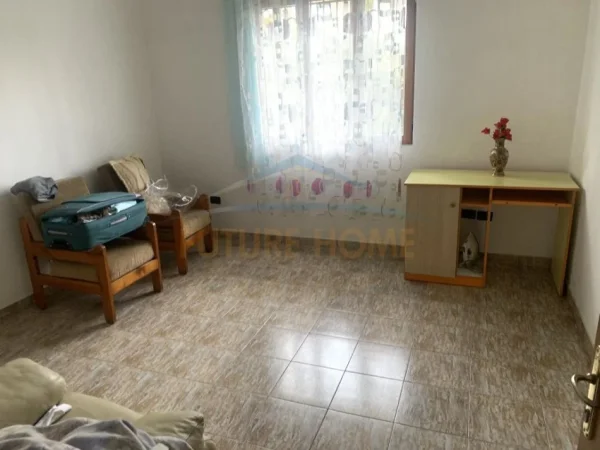 Tirane, shitet Vile 2 Katshe , 130 m² 185.000 € (ISH DOGANA)