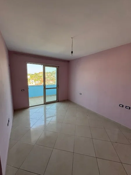 Tirane, jepet me qera apartament 2+1 Kati 7, 110 m² 300 € (Rruga Besim Alla)