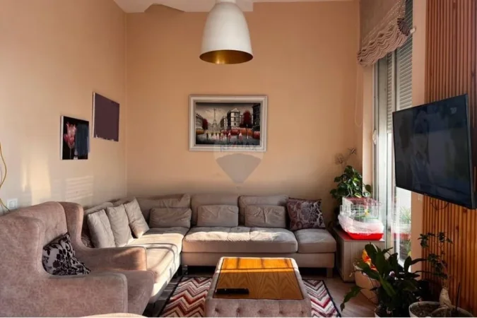 Tirane, shitet apartament 2+1+Ballkon , 126 m² 238.000 € 