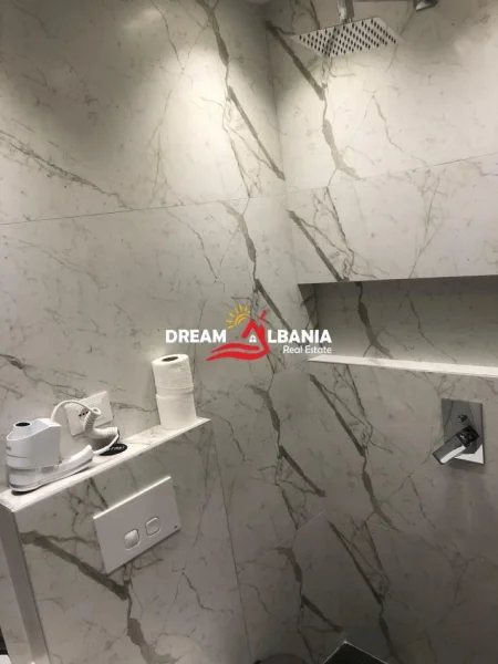 Tirane, shitet apartament 1+1 Kati 5, 90 m² 240.000 € (tek Pazari i Ri)