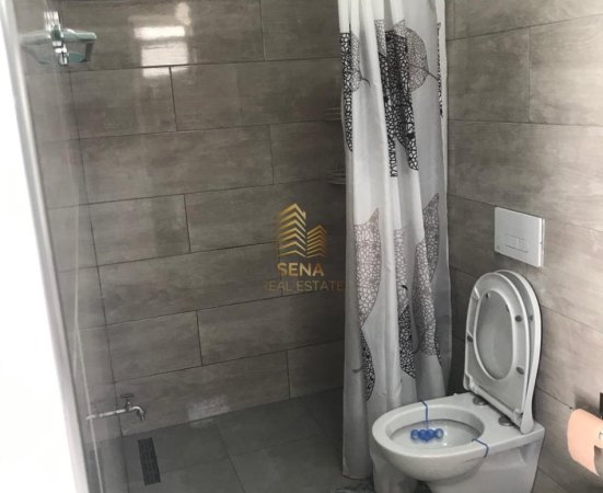 Tirane, jepet me qera Vile 1+1 Kati 1, 60 m² 400 € (Todi Shkurti Street)